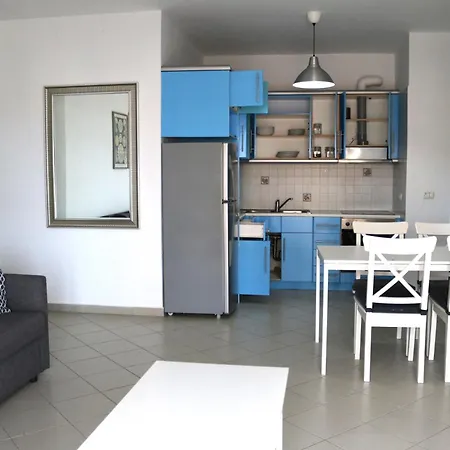 The Hill Sea View Apartment